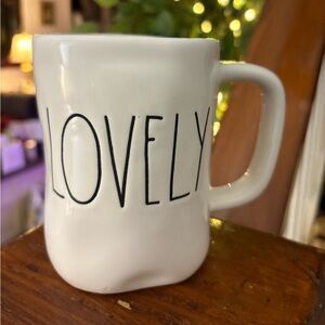 NWOT Rae Dunn “Lovely” Mug 16 Oz